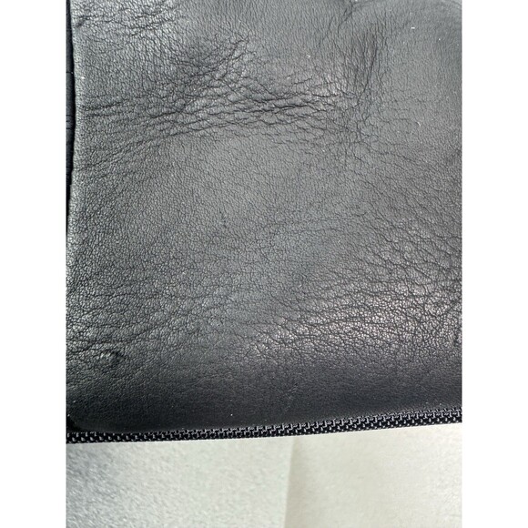 Kenneth Cole Reaction Colombian Leather 20" Large Duffle Bag - Picture 11 of 16